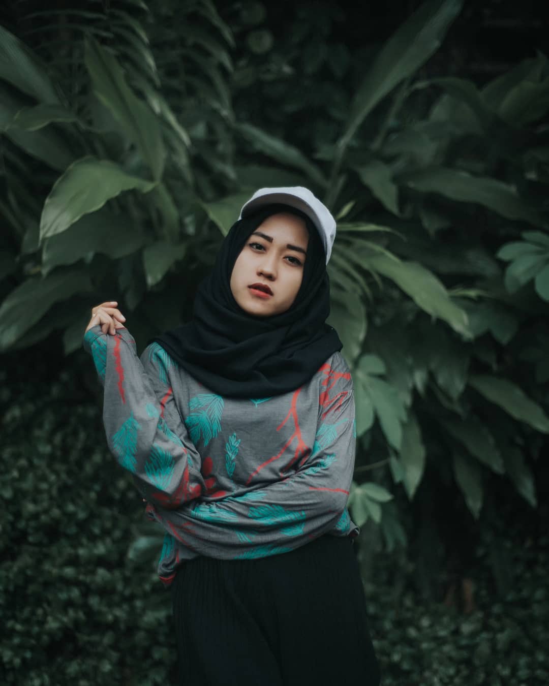 21 Model dan Style Simple Baju  Hijab  Untuk Anak Kuliahan 