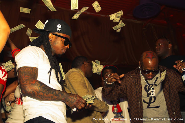 Tunechi curtindo o aniversário do Birdman no clube King Of Diamonds