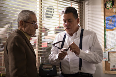The Mole Agent Movie Image 2