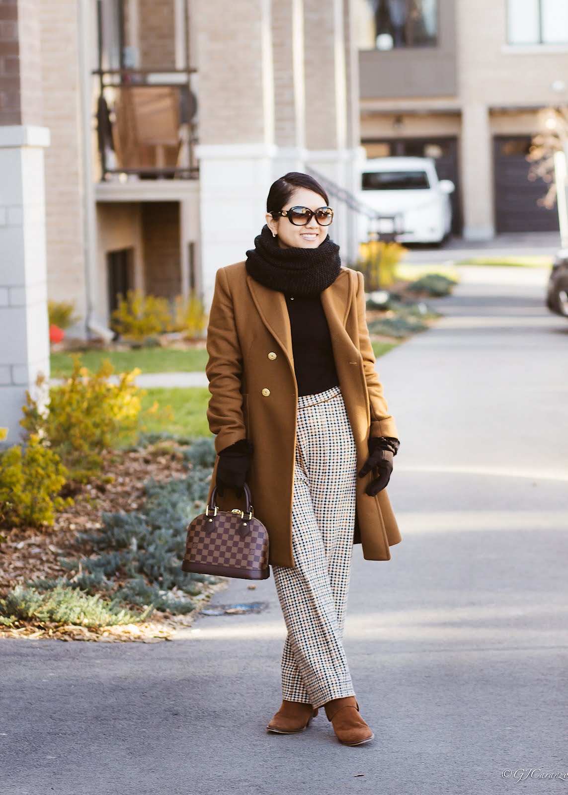 Zara Wool Blend Coat | H&M Knit Infinity Scarf | Zara Knit Pants | Steve Madden Suede Ankle Boots | Louis Vuitton Alma BB Bag | Uniqlo Turtleneck Top | Gucci Sunglasses | Petite Style | Fall Fashion