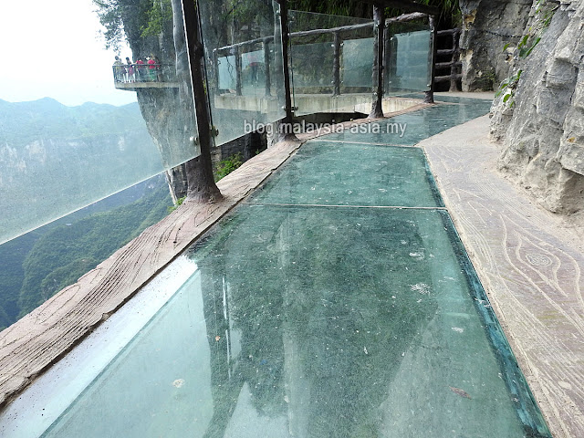 Glass Cliff Walk Chongqing Photo