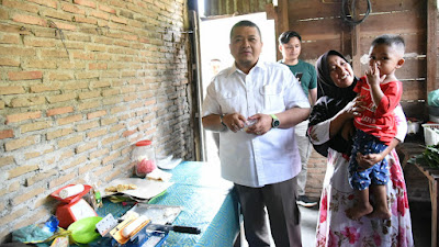 Bupati Tapsel Ingin Keripik Tempe Jadi Komoditas Oleh-oleh Tapsel