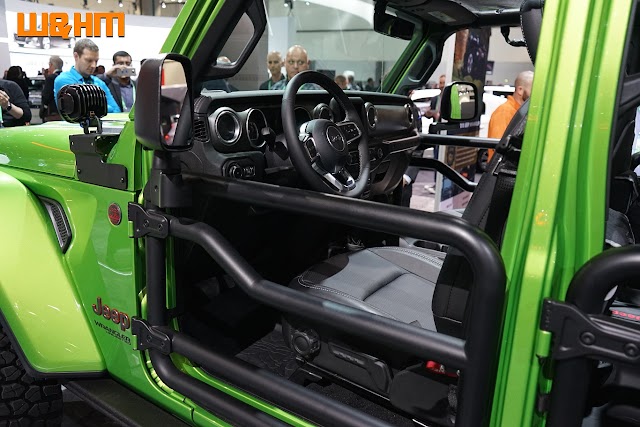 The Impressive Mopar Demo Green 2018 Jeep Wrangler Rubicon Shows Bells and Whistles at LA Auto Show #LAAS 2017 #LAAutoShow (Many Photos)