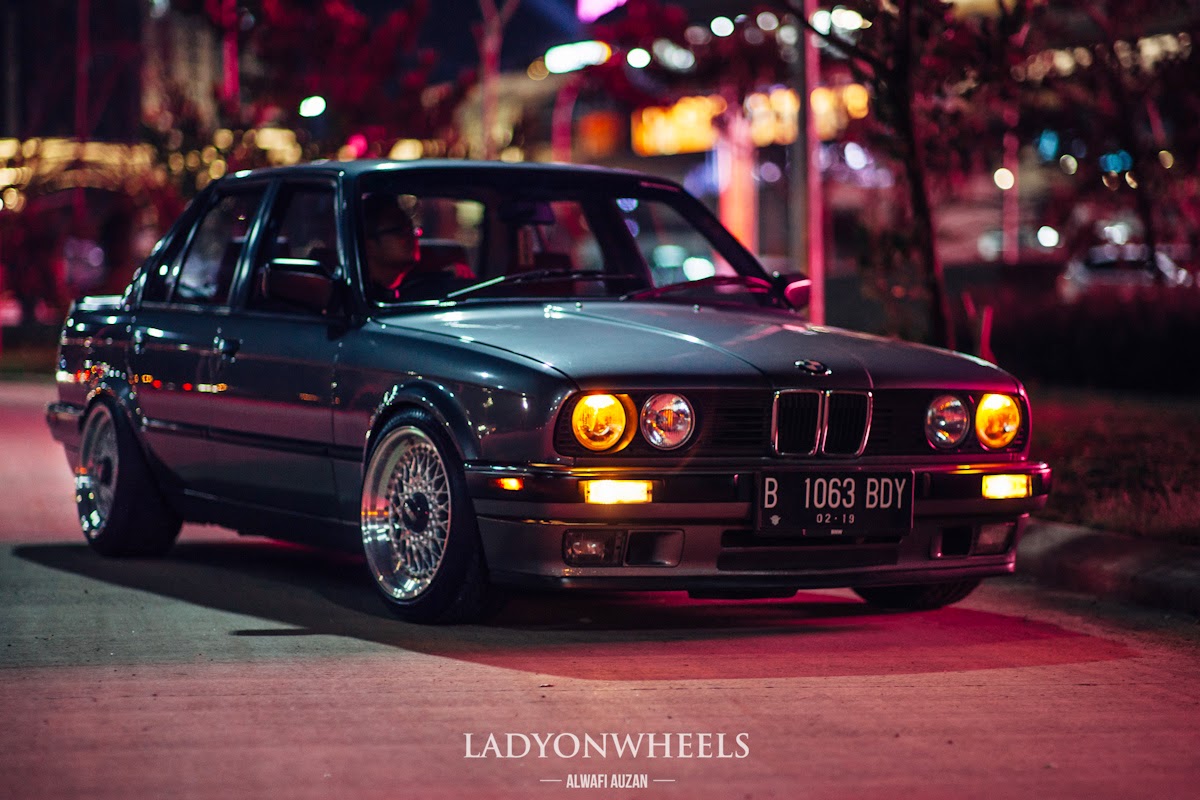 BMW E30 MODIFIKASI