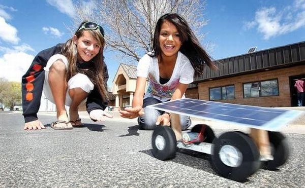  How to Build a Solar Powered Toy Car at Home  Build Green Things