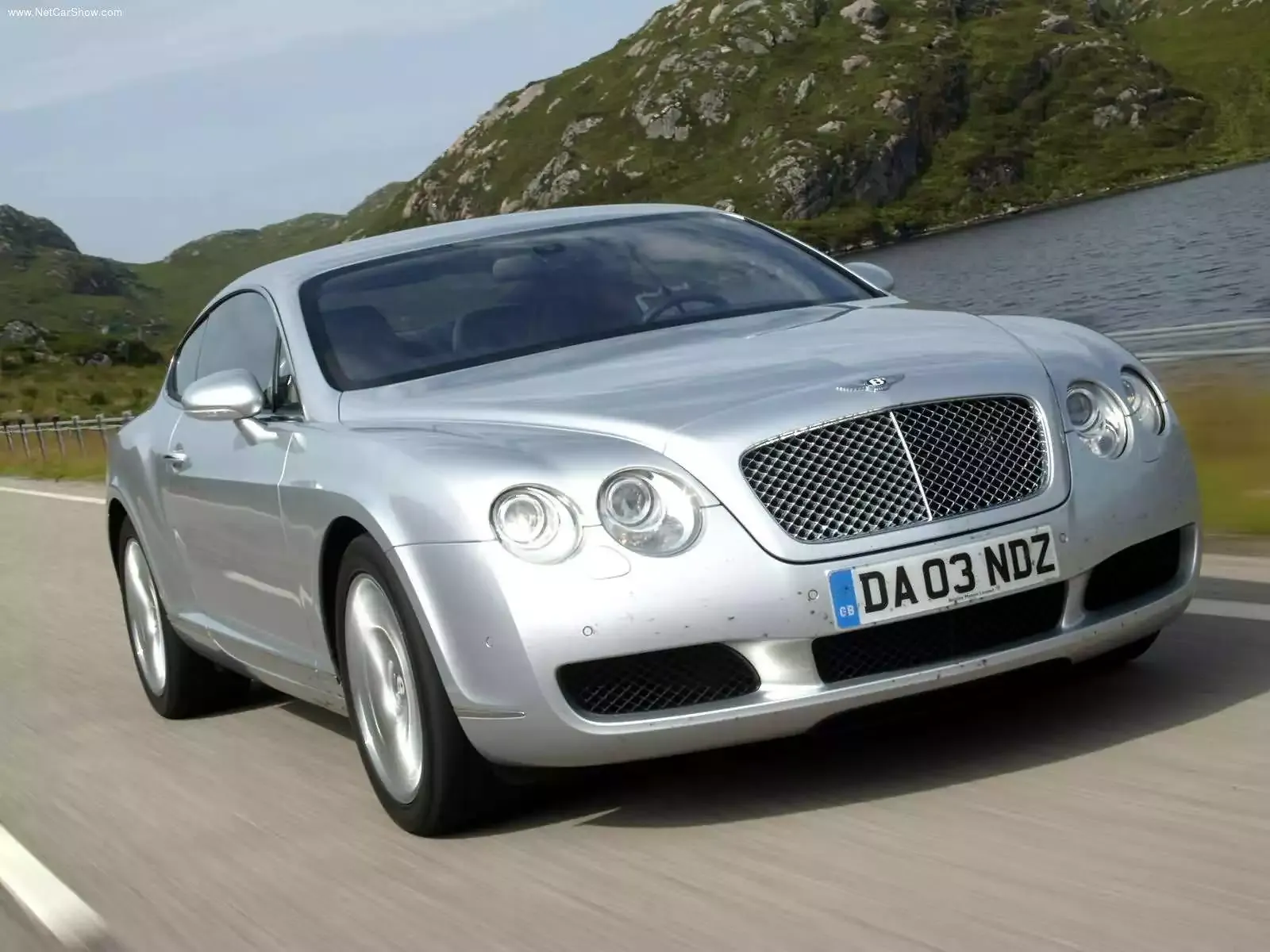 Hình ảnh xe ô tô Bentley Continental GT 2003 & nội ngoại thất