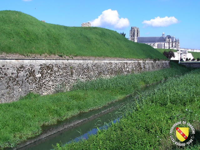 TOUL (54) - Remparts Vauban