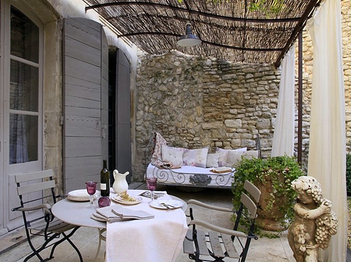 French Country Patio Decorating Ideas