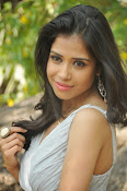 Abanthika glamorous photos gallery-thumbnail-14