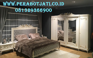 Set Kamar Tidur Klasik