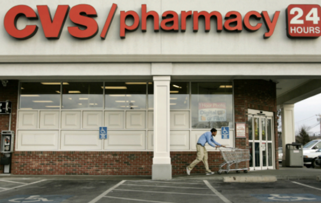 CVS raises minimum wage for workers to $11, credits Trump tax cuts 