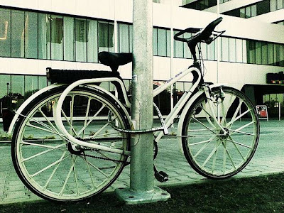 Unusual Bicycles Seen On coolpicturesgallery.blogspot.com