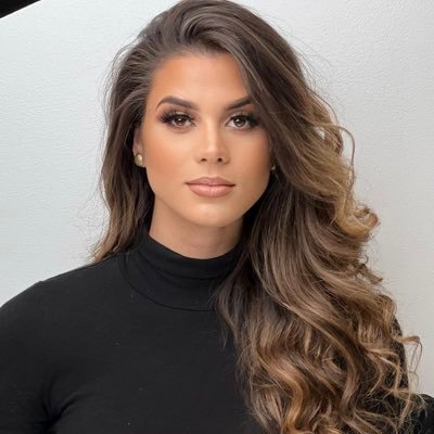 Yamilex Hernández: Primera Miss Universe Latina Dominicana y Ejemplo de Perseverancia