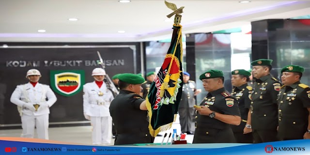 Kolonel Kav. Rayen Obersyl Resmi Menjabat Danrem 032/Wirabraja yang Baru