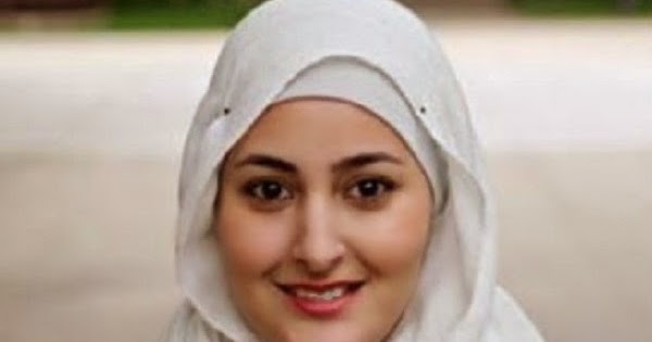 Jurnalis Cantik Amerika Berhijab - Hijab Style