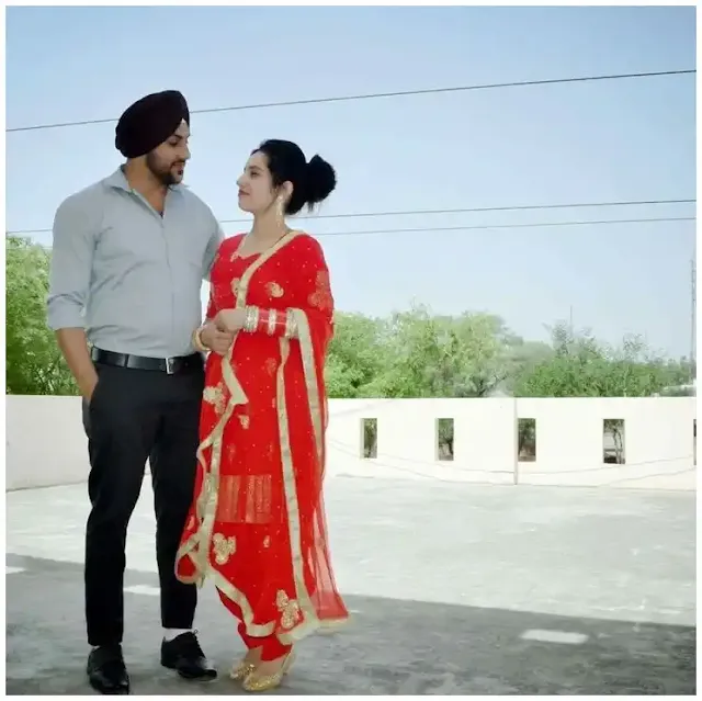 Hug pic punjabi couple