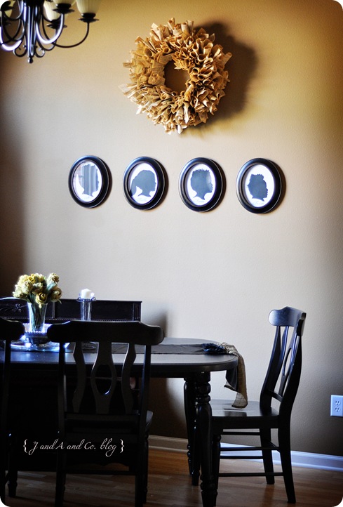 Wreath and silohettesCR