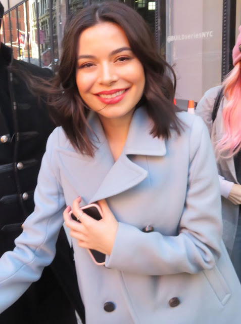 Miranda Cosgrove Hot Photo