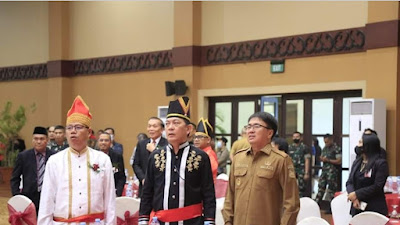 Walikota Andrei Angouw Hadir Perayaan HUT Kabupaten Minut ke-19