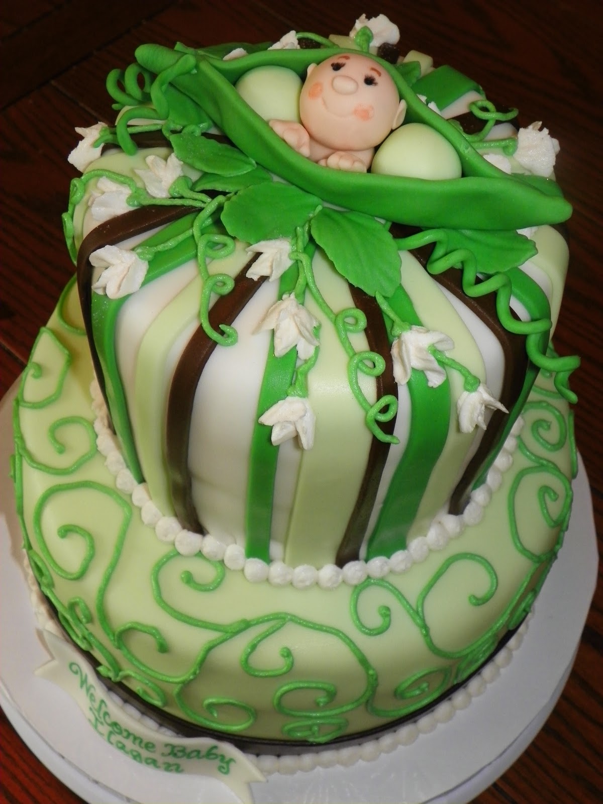 Plumeria Cake Studio: Pea in the Pod Baby Shower Cake