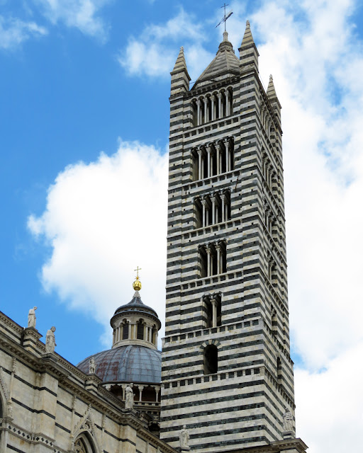 Bell tower and dome, Duomo di Siena, Siena Cathedral, Piazza del Duomo, Siena