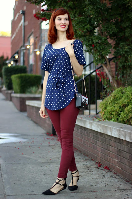 RETRO POLKA DOTS ROUND NECK BLOUSE WITH BELT Blooming Jelly