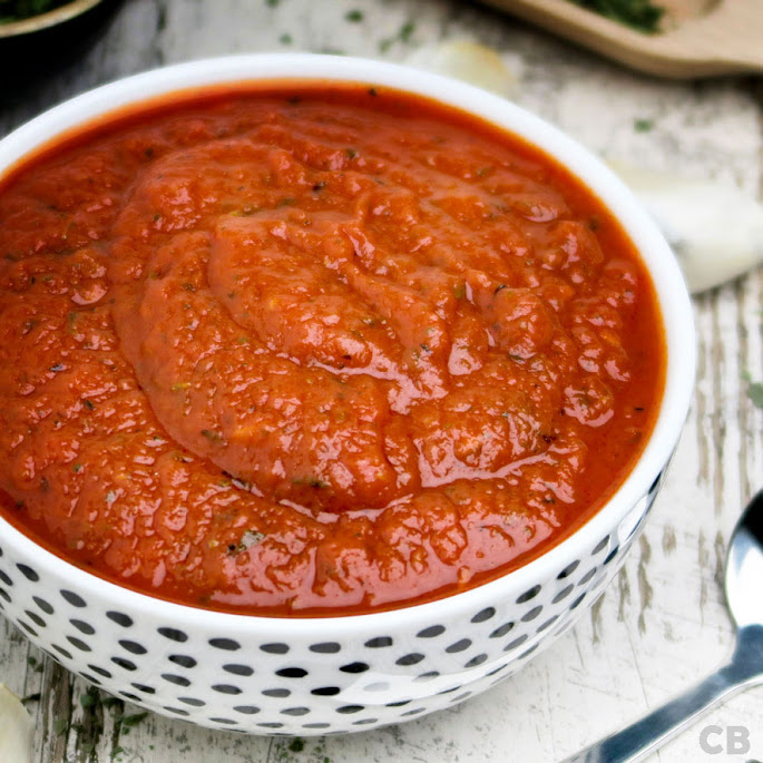 Recept: zo maak je zelf Italiaanse tomatensaus met basilicum