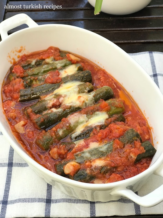Cretan Zucchini in Tomato Sauce (Domatesli Girit Kabağı)