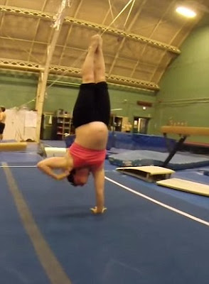 One hand headstand from Julia