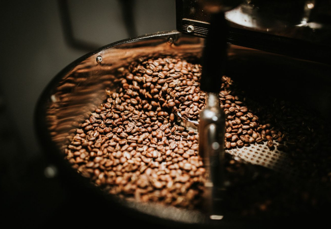  is a venture that any commercial coffee outlet should consider investing in A Complete Guide to Buying the Best Coffee Roaster
