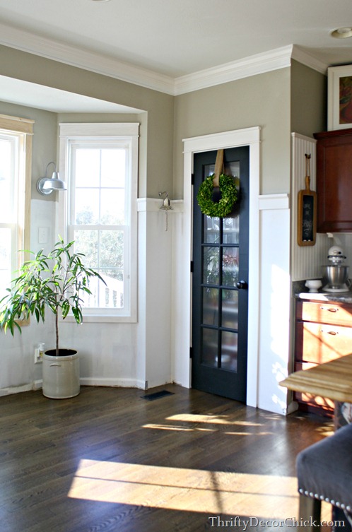 bay window kitchen