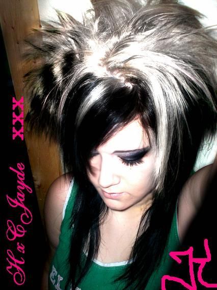 emo kid hairstyles. scene kids hairstyles