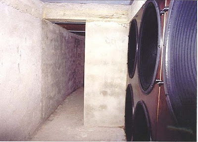 Biggest Subwoofer in the world? Seen On www.coolpicturegallery.net