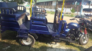 tuk-tuk