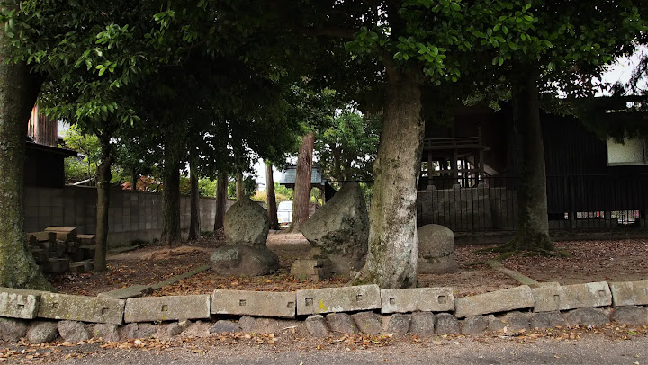 鳥取県西部のサイノカミ、豊田 新宮神社の双体道祖神