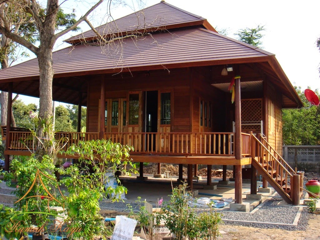 Model Rumah  Kayu  Minimalis Khas Pedesaan 