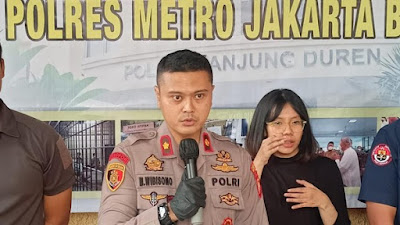 Seorang Pria Yang Bunuh Karyawati di Lobi Mall Tanjung Duren Masih Misterius 
