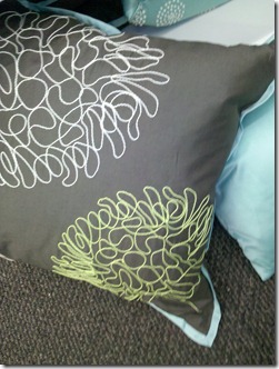 BBandB Pattern Pillow