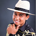 David Kada firma con Chico Mambo Promotions