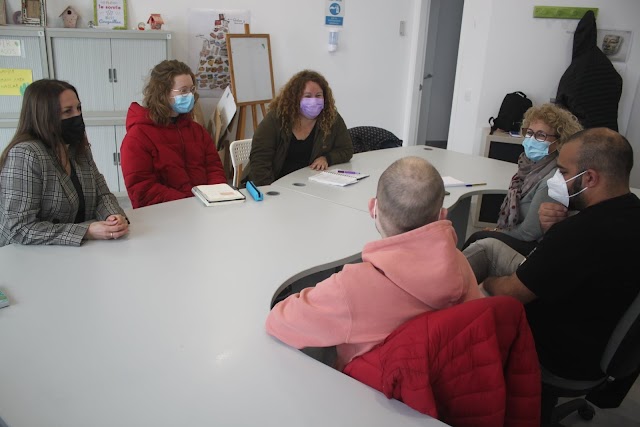 DOS USUARIOS DE NUESTRO CENTRO PARTICIPAN EN LA FORMACIÓN PARA GUÍAS E INTÉRPRETES DE SALINAS