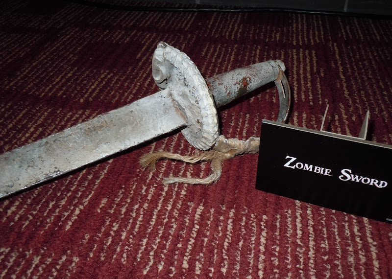 Zombie sword Pirates of the Caribbean 4