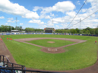 Home to center, Neptunus Familiestadion