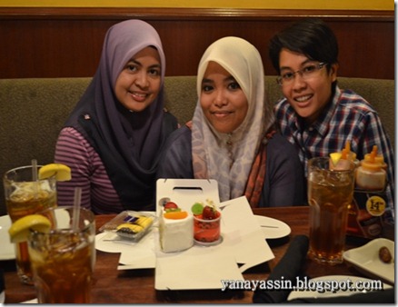 Tony Roma's057