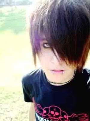 Emo Hairstyles - How to get Emo