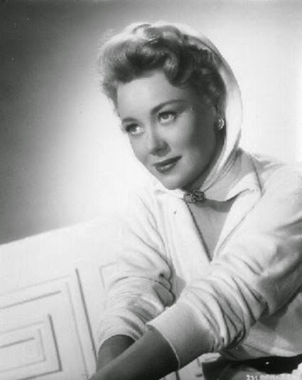 Glynis Johns 002