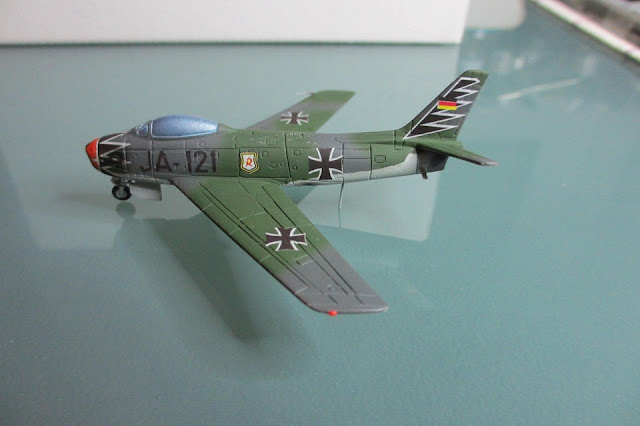 1/144 North American Canadair F-86 Sabre Germany diecast metal aircraft miniature