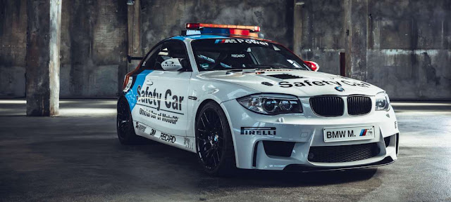 bmw-serie-1-m-safety-car-2011-motogp