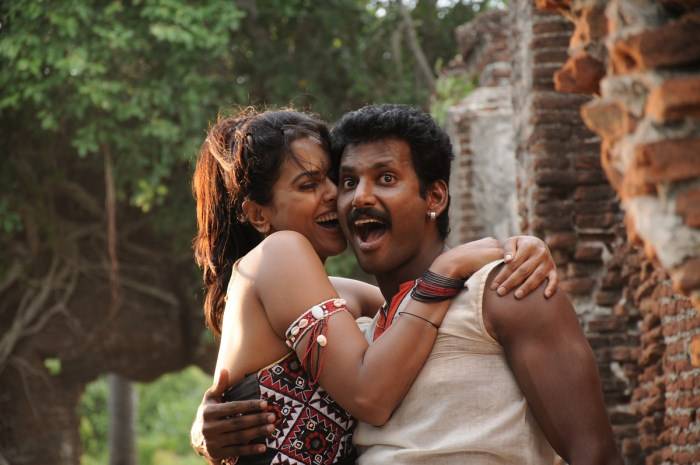 Tamil Movie Vedi Hot Stills movie photos