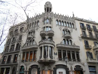 Casa Lleó Morera, Barcelona, 1902-1905 de Lluís Domènech i Montaner