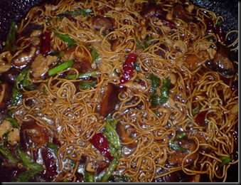 Ann Mikael : Resepi : Yee Mee Sizziling Ann GreenStrawberry